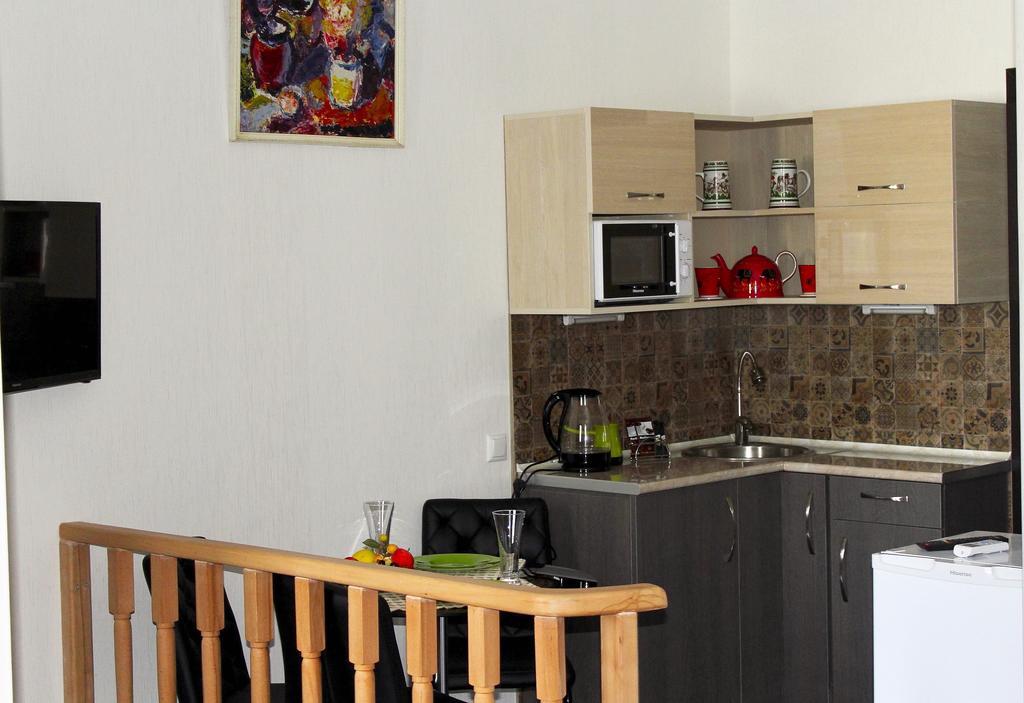 Guest House On Gia Abesadze Street تبليسي المظهر الخارجي الصورة
